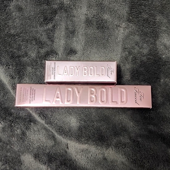 Too Faced Lady Bold Pigment Lipstick &  Liner Set - Comeback Queen & Badass - Picture 1 of 8